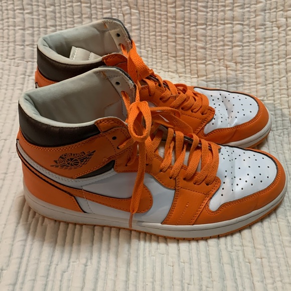 Nike Air Jordan 1 Retro High OG Starfish (Women's) DO9369-101 Classic - Picture 4 of 13